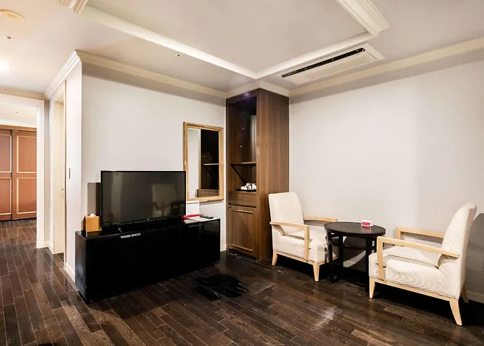 Ramada And Namdaemun Hotel 4*