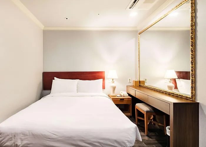 Ramada And Namdaemun Hotel Seoul