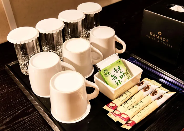 Hotel Ramada And Namdaemun Seoul