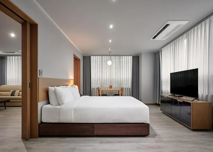 Ramada And Namdaemun Hotel Seoul