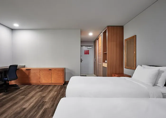 Hotel Ramada And Namdaemun Seoul