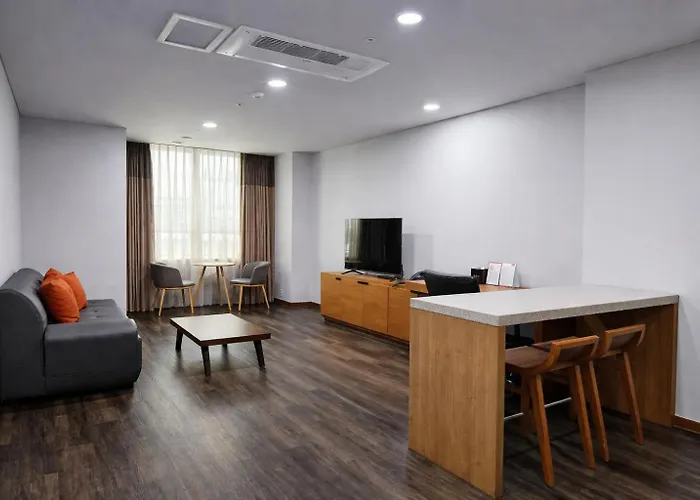 Hotel Ramada And Namdaemun