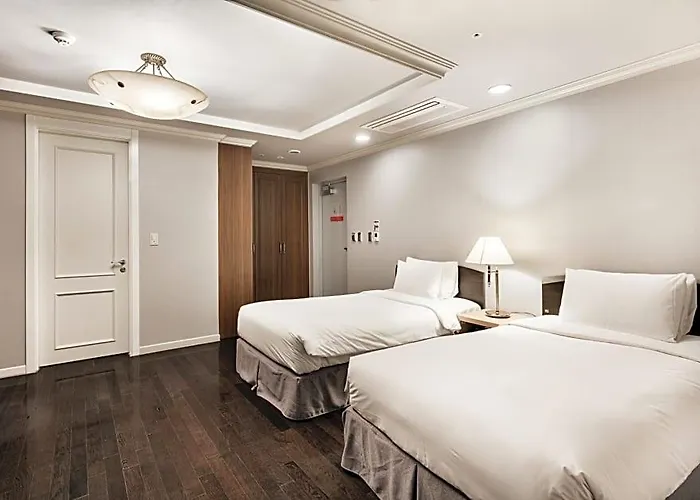 Ramada And Namdaemun Hotel 4*